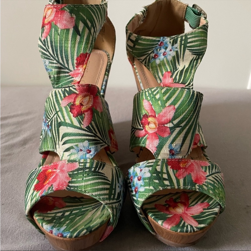 Tropical Floral Wedge Heels!